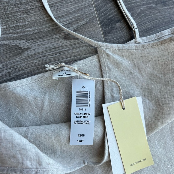 Aritzia slip midi dress - Picture 3 of 4